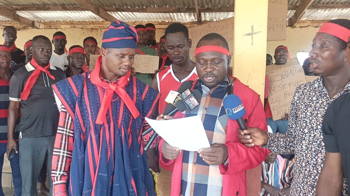Youth and elders of Gbintiri accuse North East Regional Minister, East Mamprusi MCE of conflict of interest in siting of 24-hour market